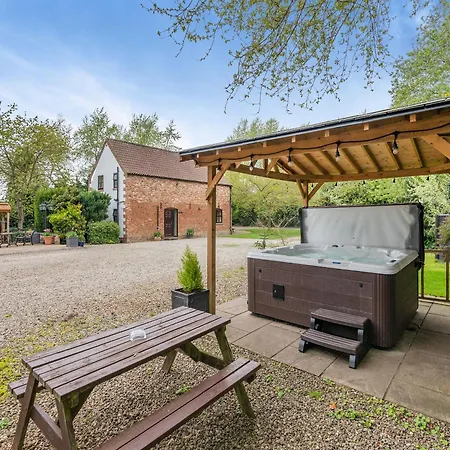 The Hayloft - 17238