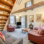The Hayloft - 17238 * יורק
