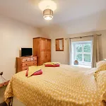 בית נופש The Hayloft - 17238